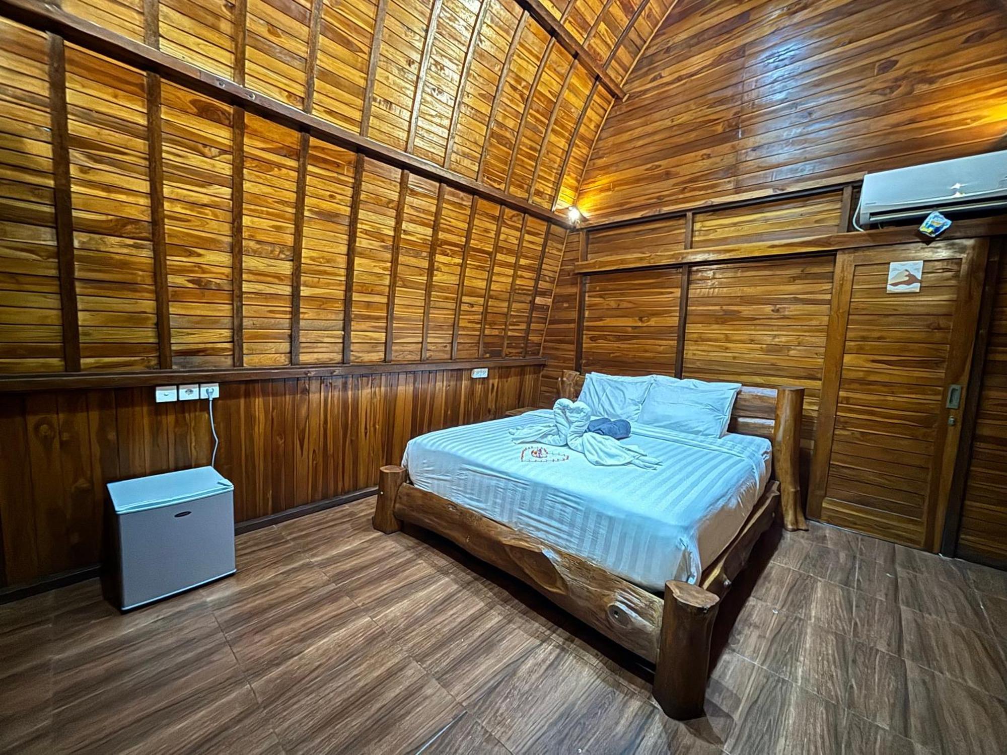 Ringsun Homestay Uluwatu Бадунг Екстериор снимка